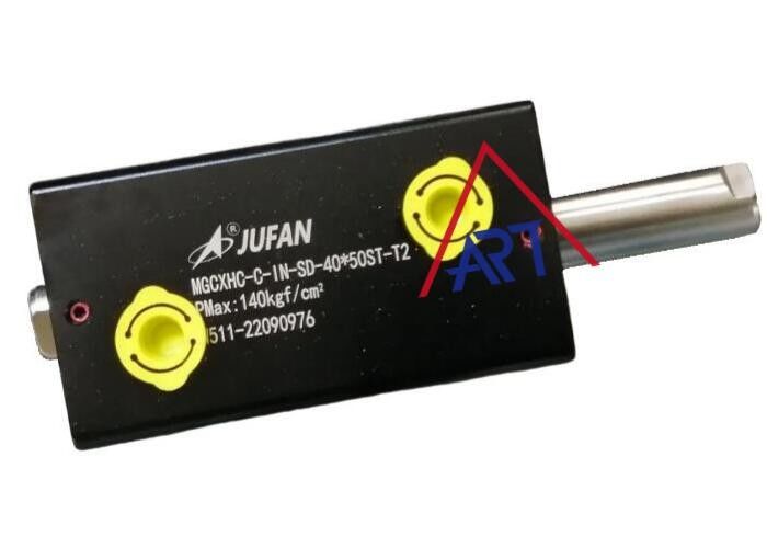 Xi lanh nhỏ gọn cảm ứng có đường kính 40mm với hành trình căn chỉnh chuyển tiếp Áp suất làm việc 140kgf / Cm2
